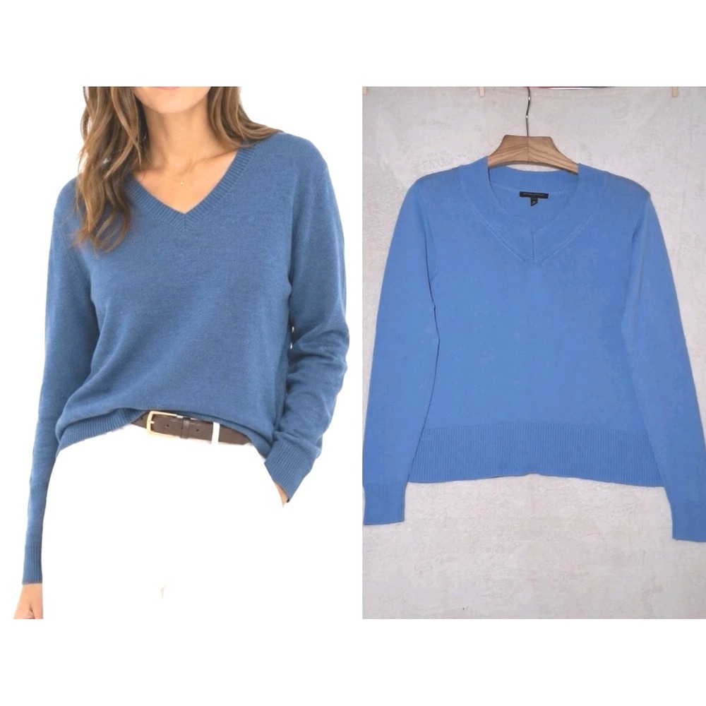 Banana Republic Sweater Womens Medium Blue Cotton V-Neck Knit Top Preppy